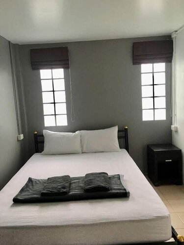 Hotel 4U Koh Tao - Hostel, Забронировать Хостел Тау Ко-Тао, рядом с Whitening Bar &amp; Restaurant Mae Haad