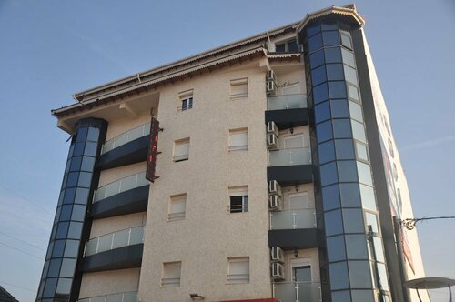 Hotel Vallée des Jardins, Boek Hotel Mostaganem Algerije