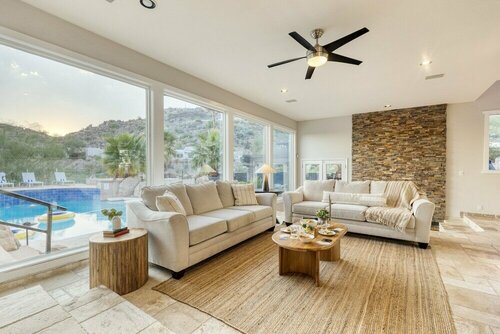 Desert Lagoon by Avantstay Luxury Phoenix Home w/ Entertainers Backyard, Забронировать Дом для отпуска Финикс Phoenix Metropolitan Area