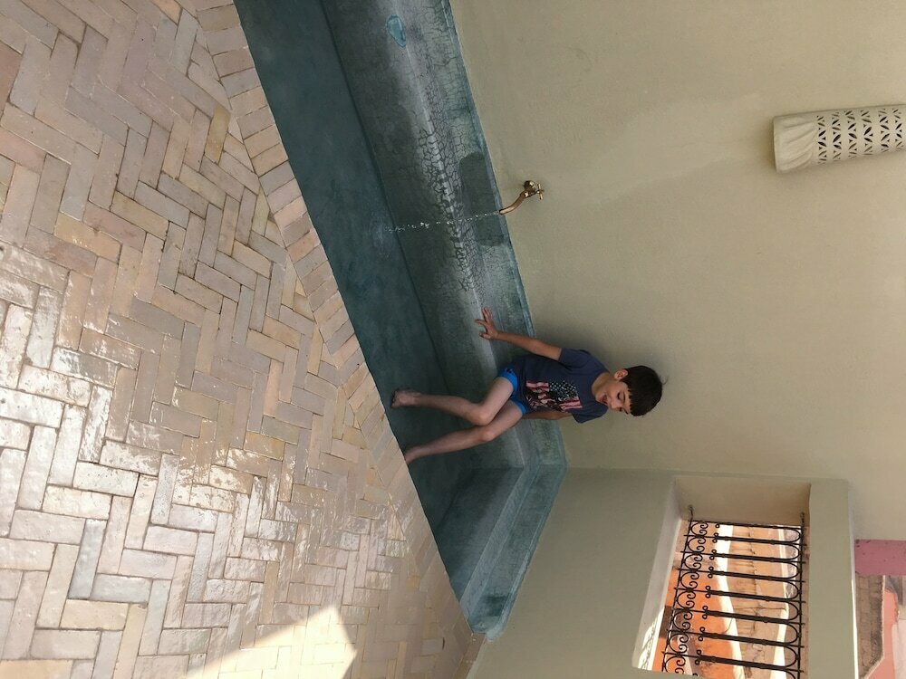 Riad Laly Tourisme Eclairé Le bijou de la medina