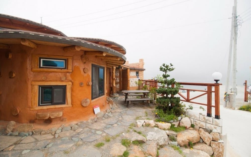 Yeosu Sky Sea House Pension