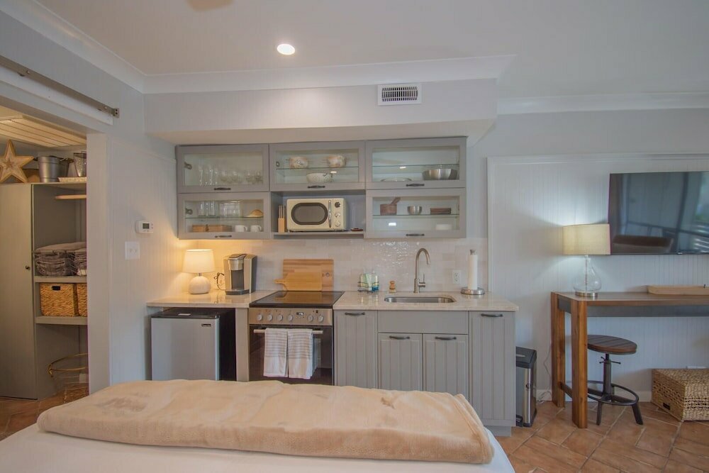 522 Sunsuite
