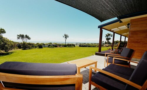Awatuna Sunset Lodge, Забронировать Отель Хокитика 