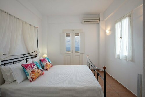 Anchor Suites, Забронировать Отель Ия 