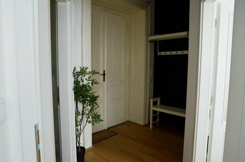 The Republic Garden - Hostel
