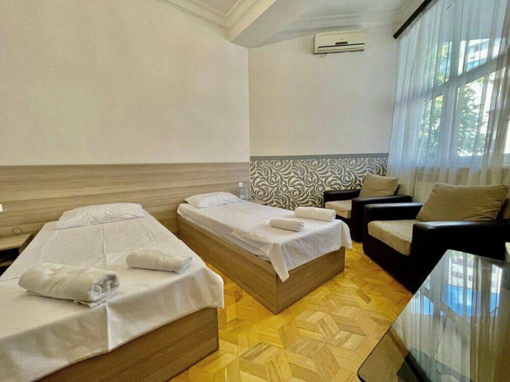 Olive hotel