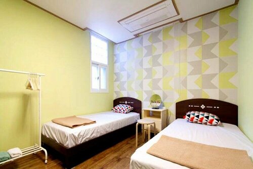 Cube Guesthouse, Забронировать Отель Ёнсангу Сеул, рядом с Ботанический сад Намсана