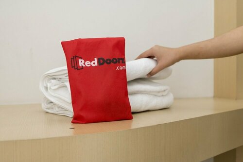 RedDoorz near Terminal Mendolo Wonosobo, Rezerwuj Hotel Hotele w Central Java z Parkingiem, Parking