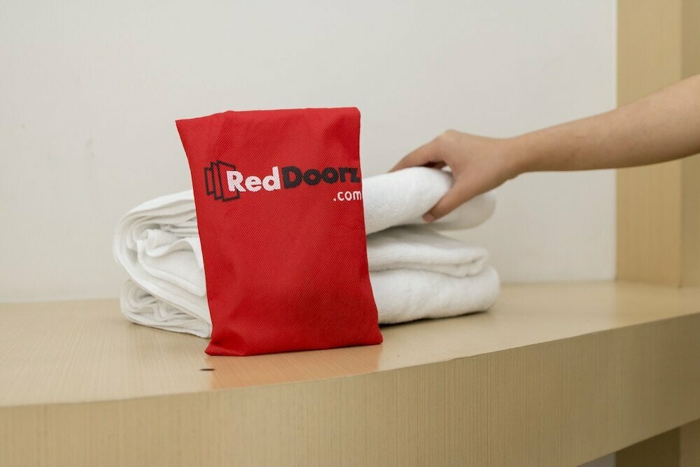RedDoorz near Terminal Mendolo Wonosobo