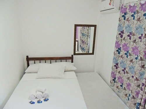 Cabana Hostel, Забронировать Хостел СПА-отели Балнеариу-Камбориу, рядом с Municipal Streets, SPA-услуги