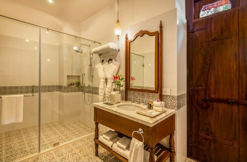 amã Stays and Trails , Cardozo House, Buchen Sie Villa SPA-Hotels in Goa, SPA