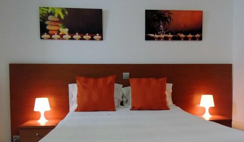 Hostal Cervantes, Забронировать Отель центр города Мадрид, рядом с Национальный археологический музей Испании