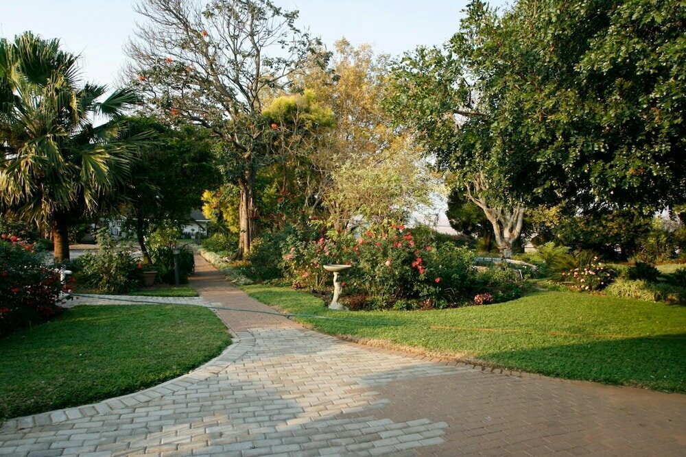 Dusk to Dawn Guesthouse