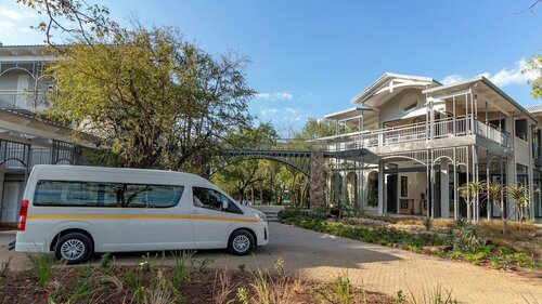 Palm River Hotel, Buchen Sie Hotel Victoriafälle Hwange