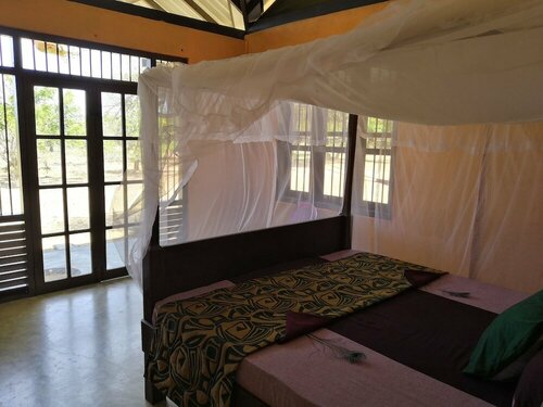 Yala Ying Yang Hostel & Camping, Забронировать Отель Яла 