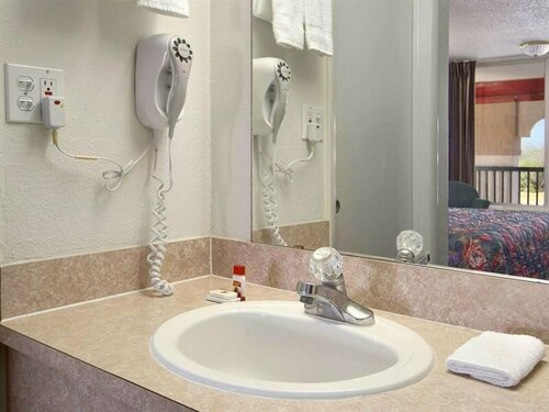 Super 8 by Wyndham Oklahoma Fairgrounds, Prenota Locanda Oklahoma City Oklahoma