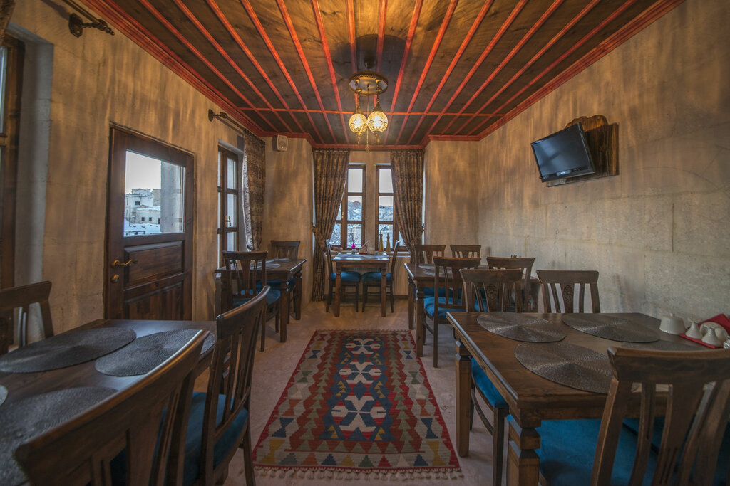 Luna Cave Hotel
