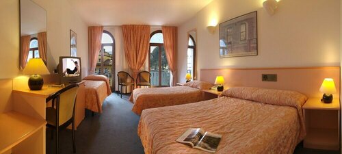 Hotel Centrale, Забронировать Отель Отели Венето с завтраком, Завтраки