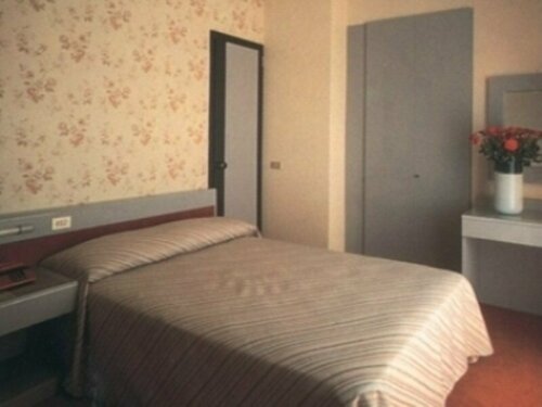 Club Hotel, Забронировать Отель Отели Местре с парковкой, Парковка