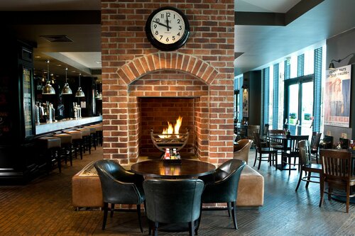 Village Hotel Farnborough, Забронировать Отель Фарнборо Суррей